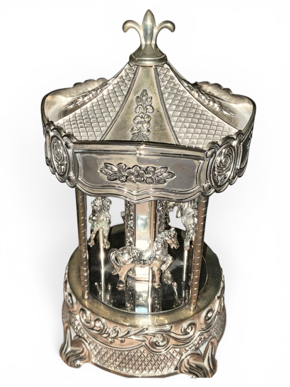 Wallace Carousel Music Box Sankyo Movement Silverplate Rotating Merry Go Round